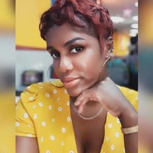 Meet your Posher, Tonya